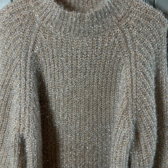 See and Be Seen Women's Silver Metallic and Tan Eyelash Sweater Size L NEW - Picture 2 of 8